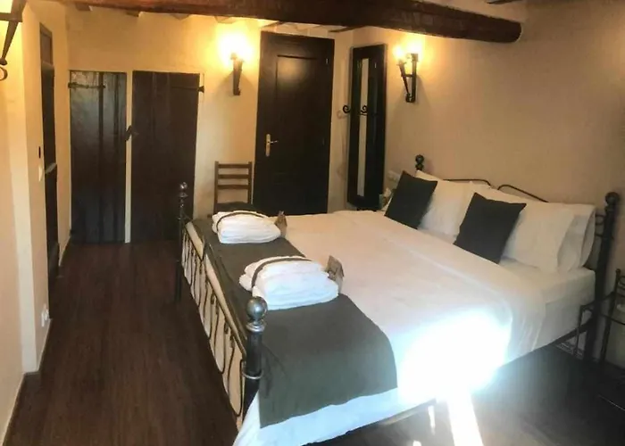 La De Leza La Guardia